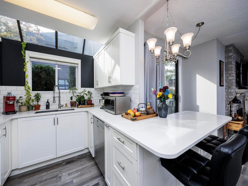 Listing Image for R3088774