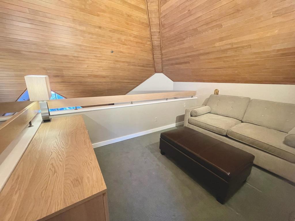 Listing Image for R3088820