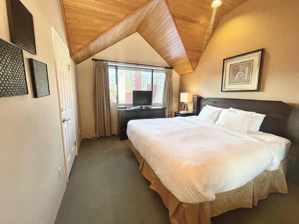 Listing Image for R3088820