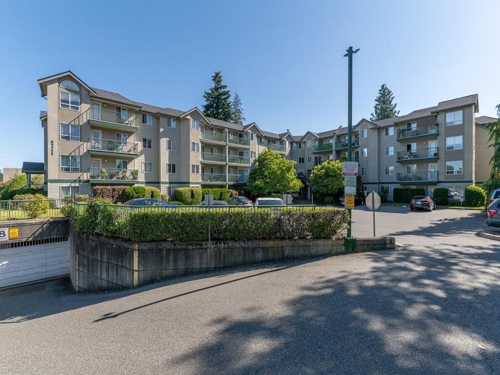 Listing Image for R3088860