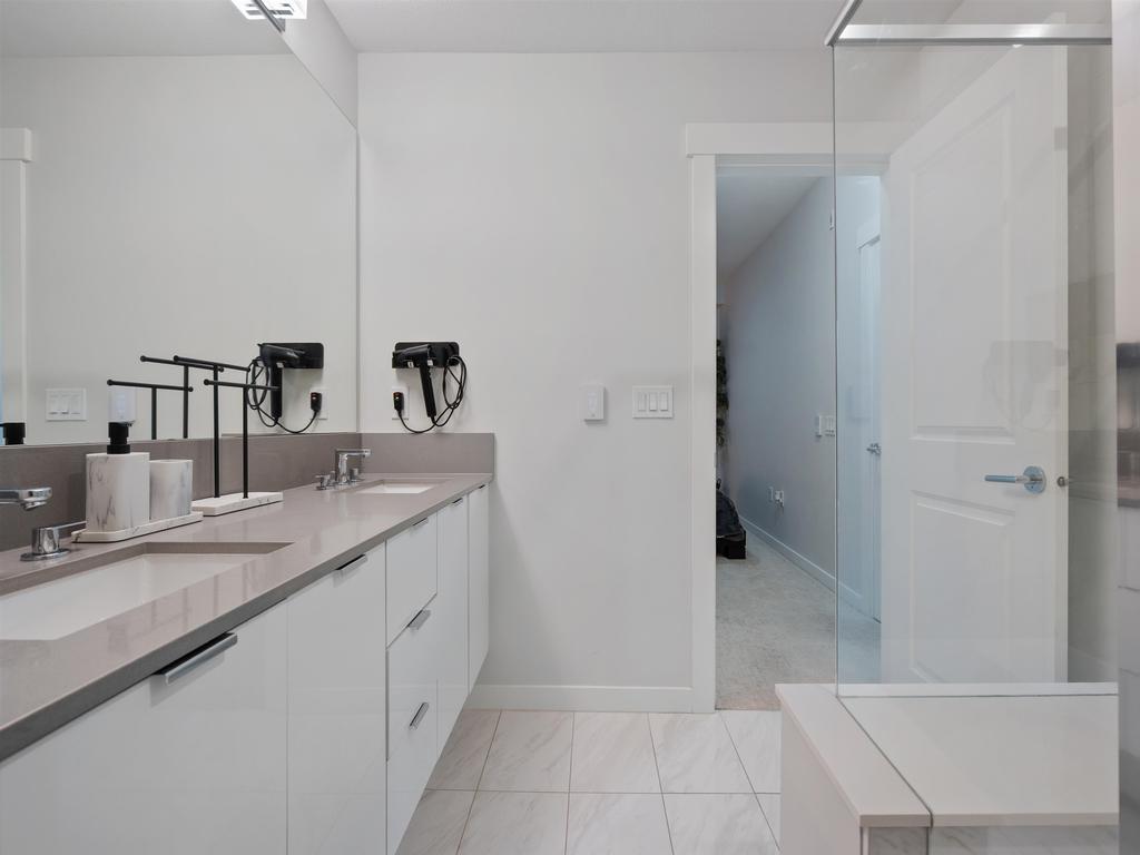 Listing Image for R3088922