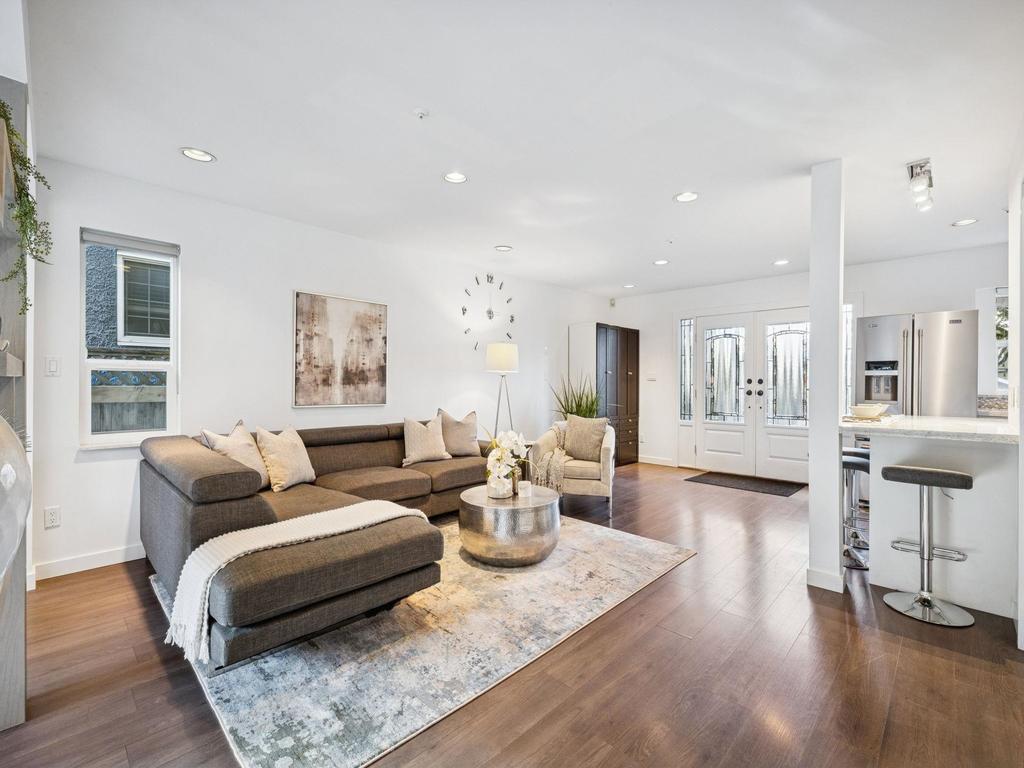 Listing Image for R3088944