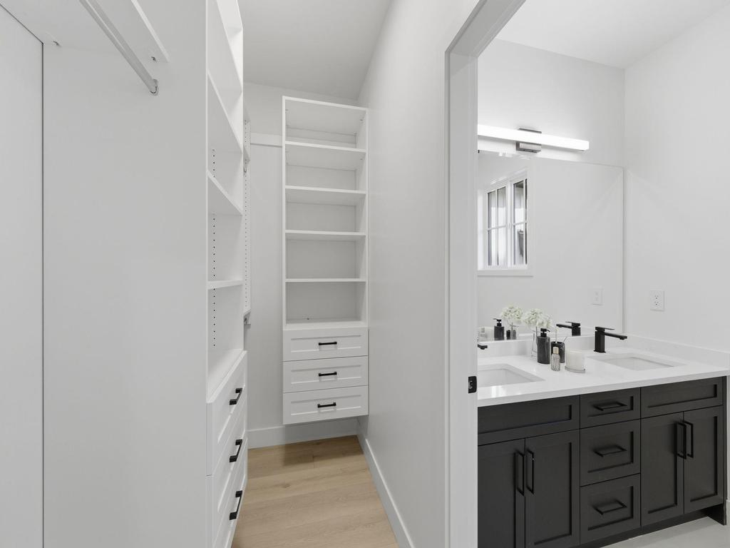 Listing Image for R3088977