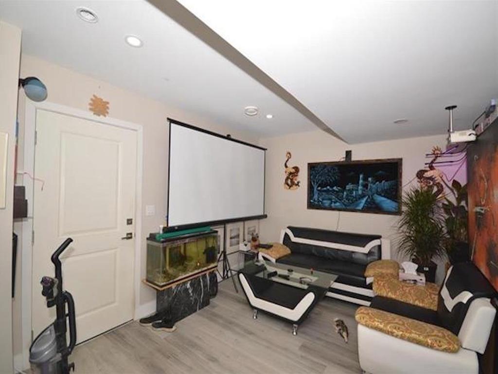 Listing Image for R3089000