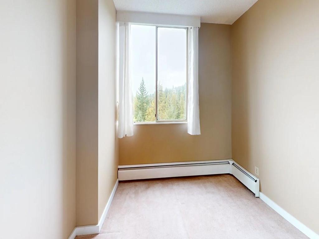 Listing Image for R3089003