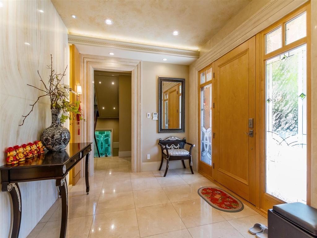 Listing Image for R3089024