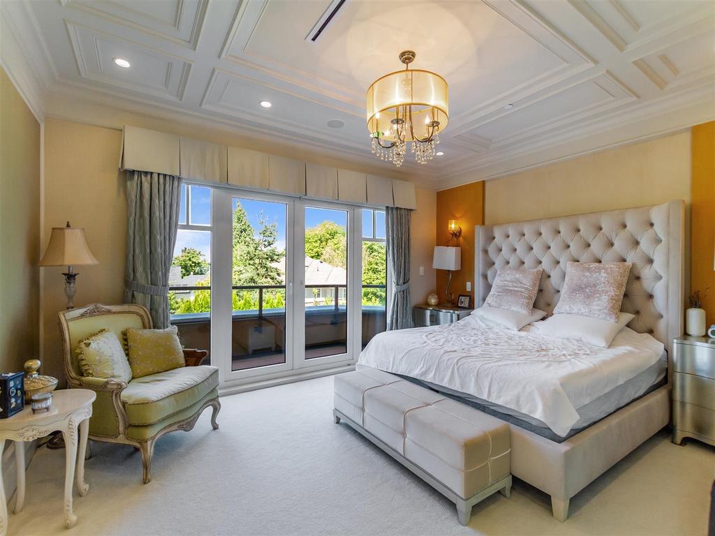 Listing Image for R3089024