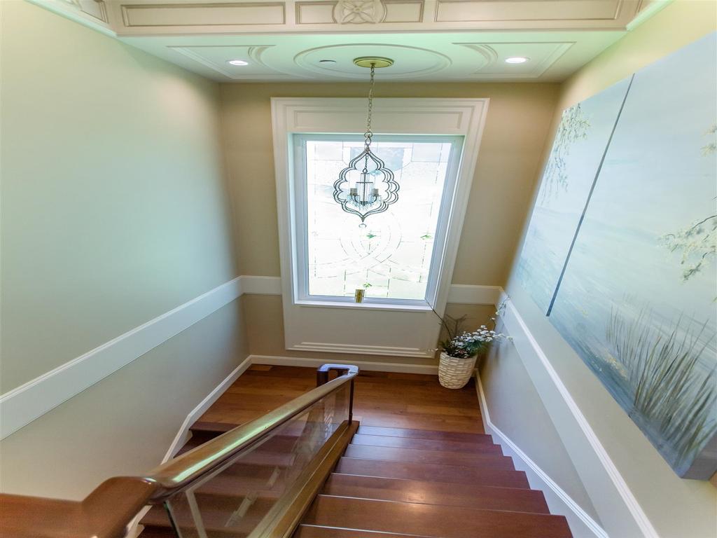 Listing Image for R3089024