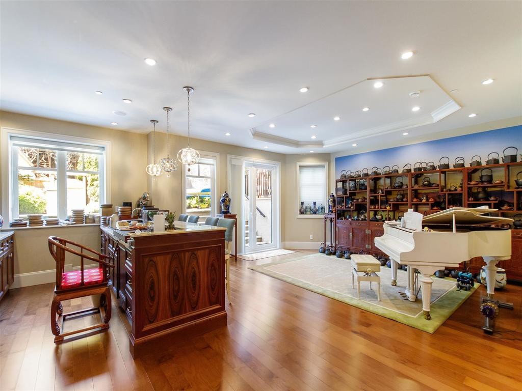 Listing Image for R3089024