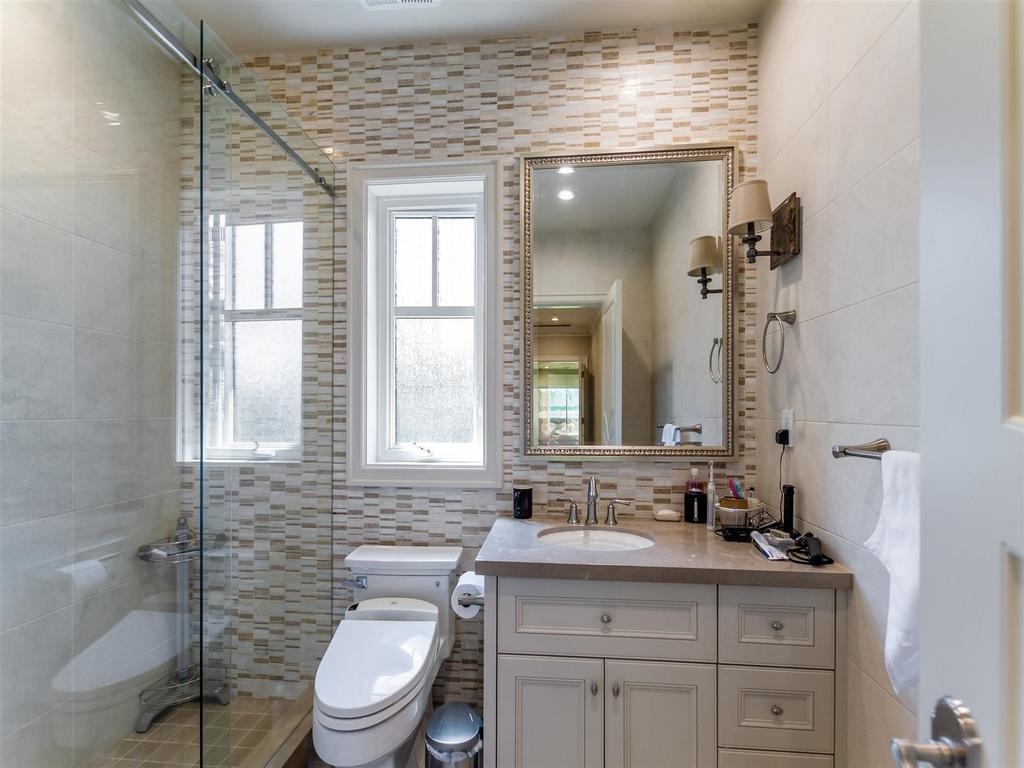 Listing Image for R3089024