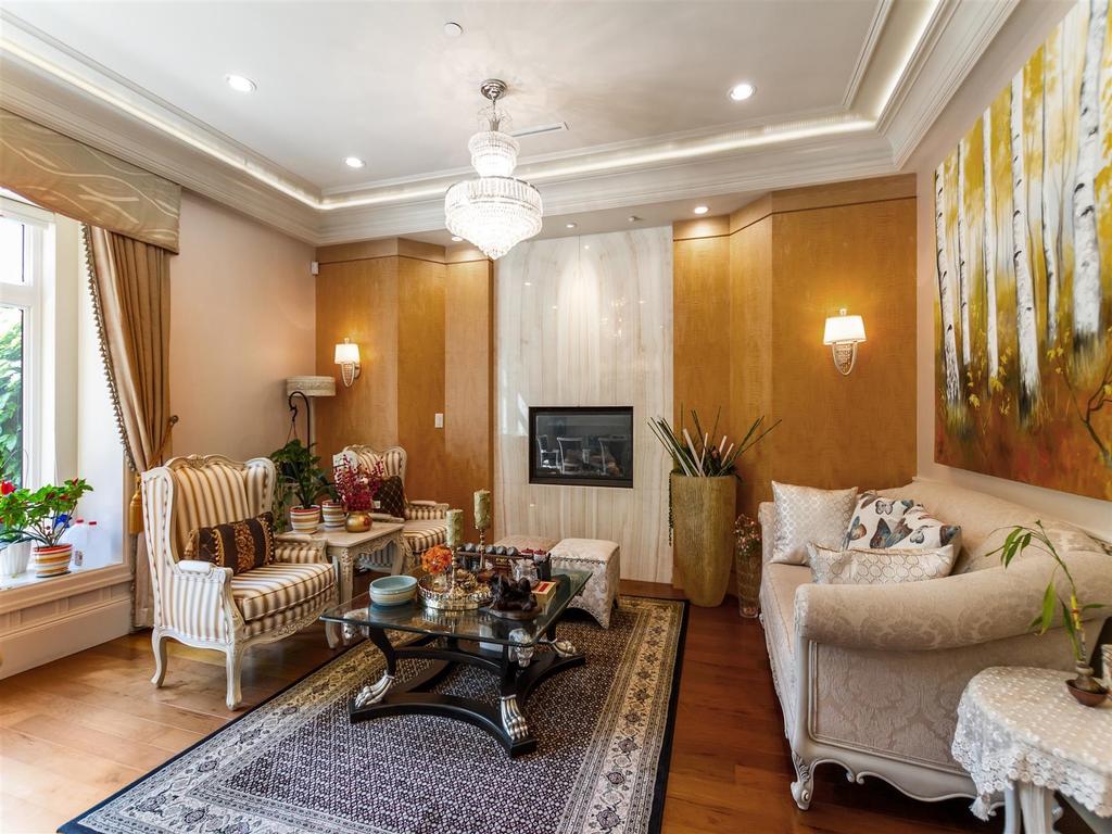 Listing Image for R3089024