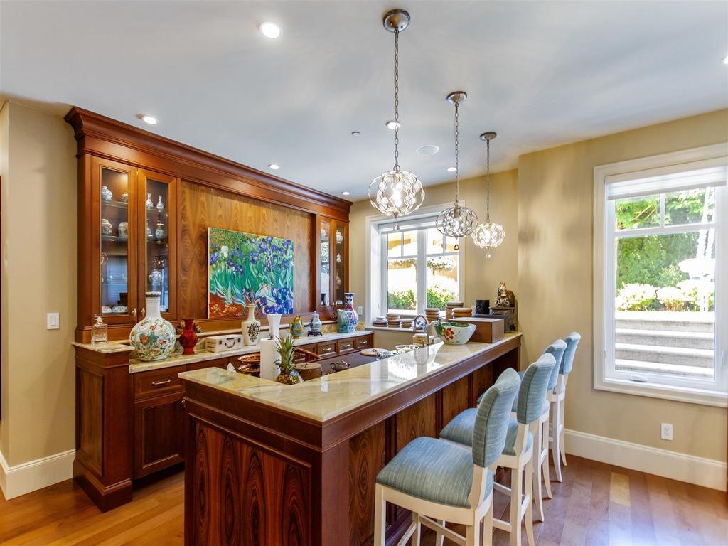 Listing Image for R3089024