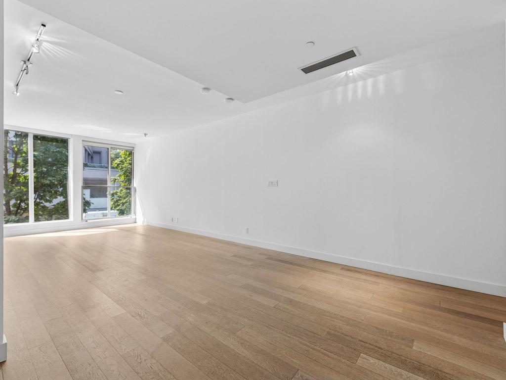 Listing Image for R3089275