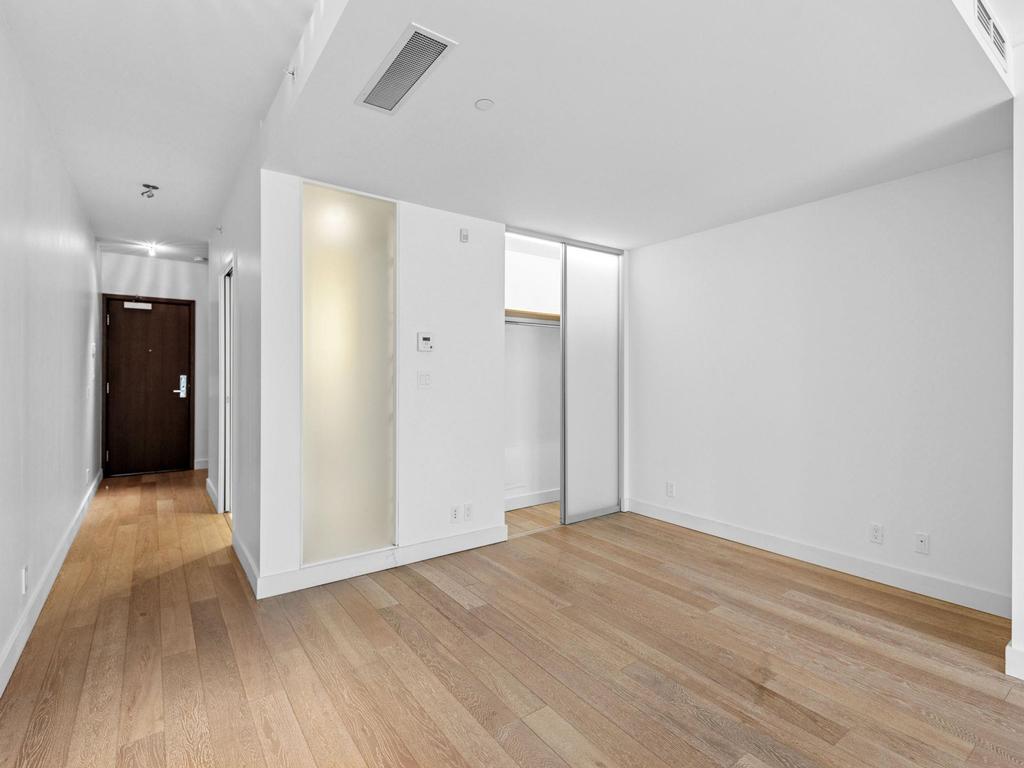 Listing Image for R3089275