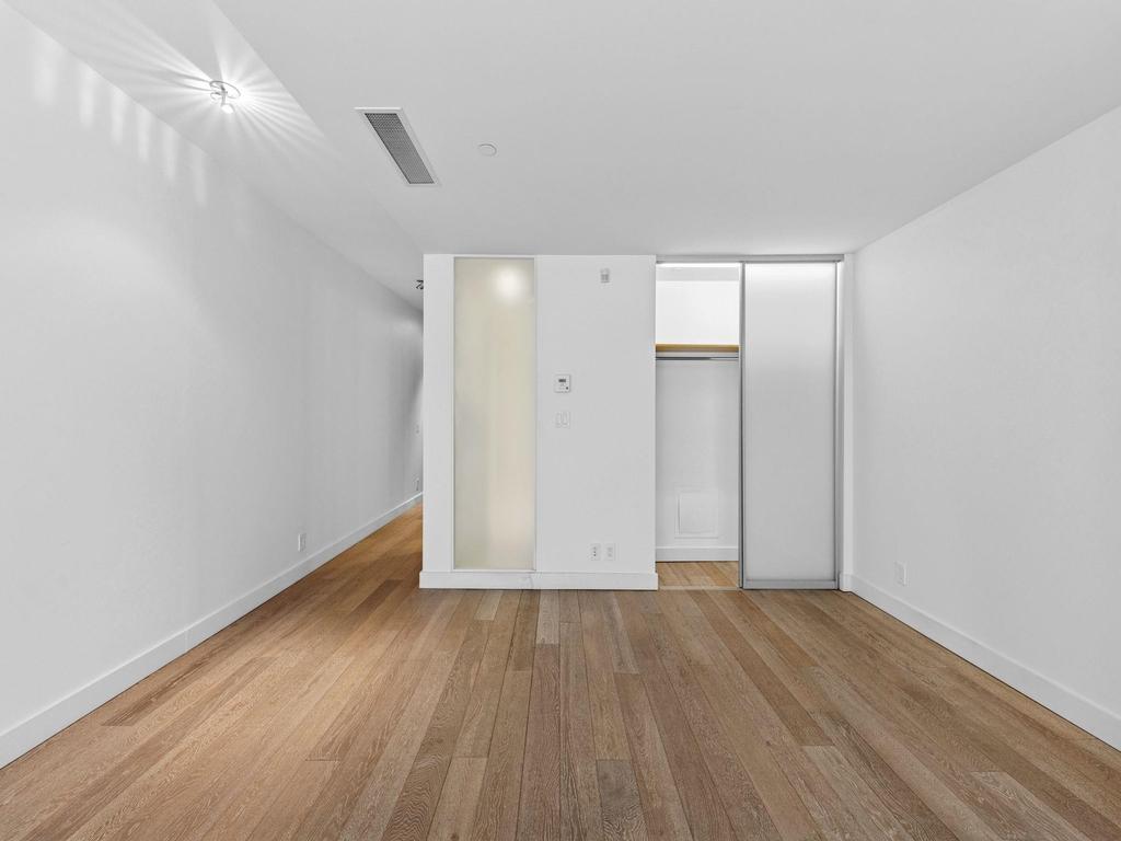 Listing Image for R3089275