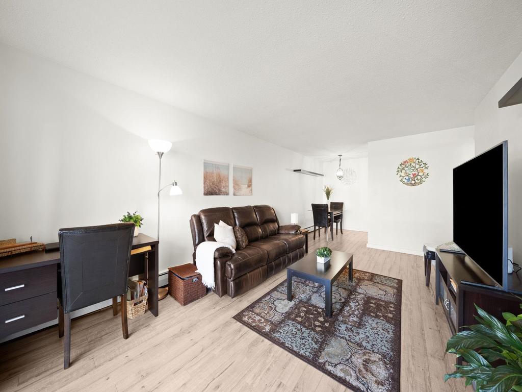 Listing Image for R3089397