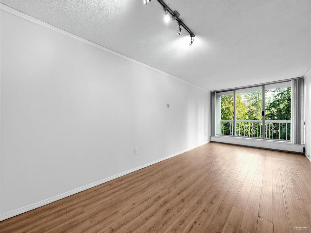 Listing Image for R3089443