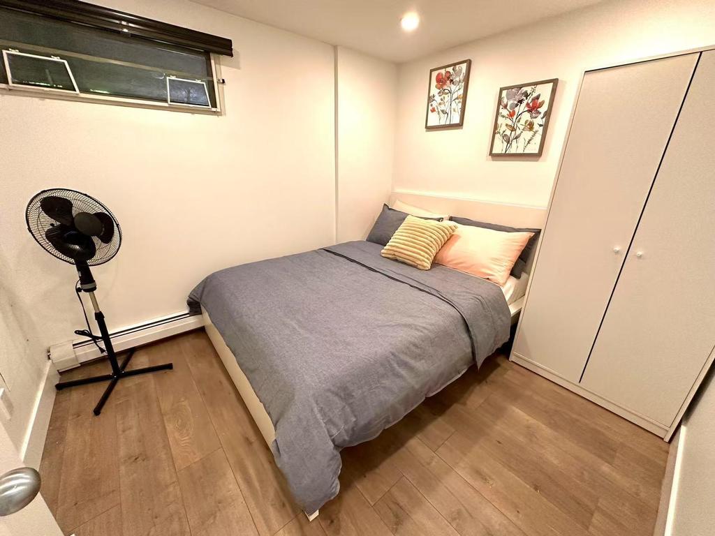 Listing Image for R3089476