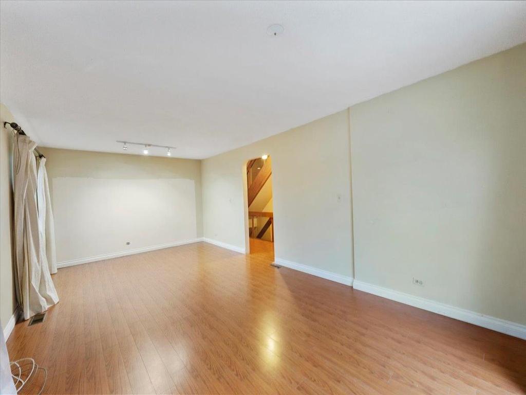 Listing Image for R3089566