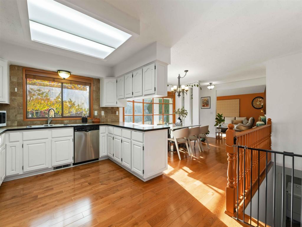 Listing Image for R3089613