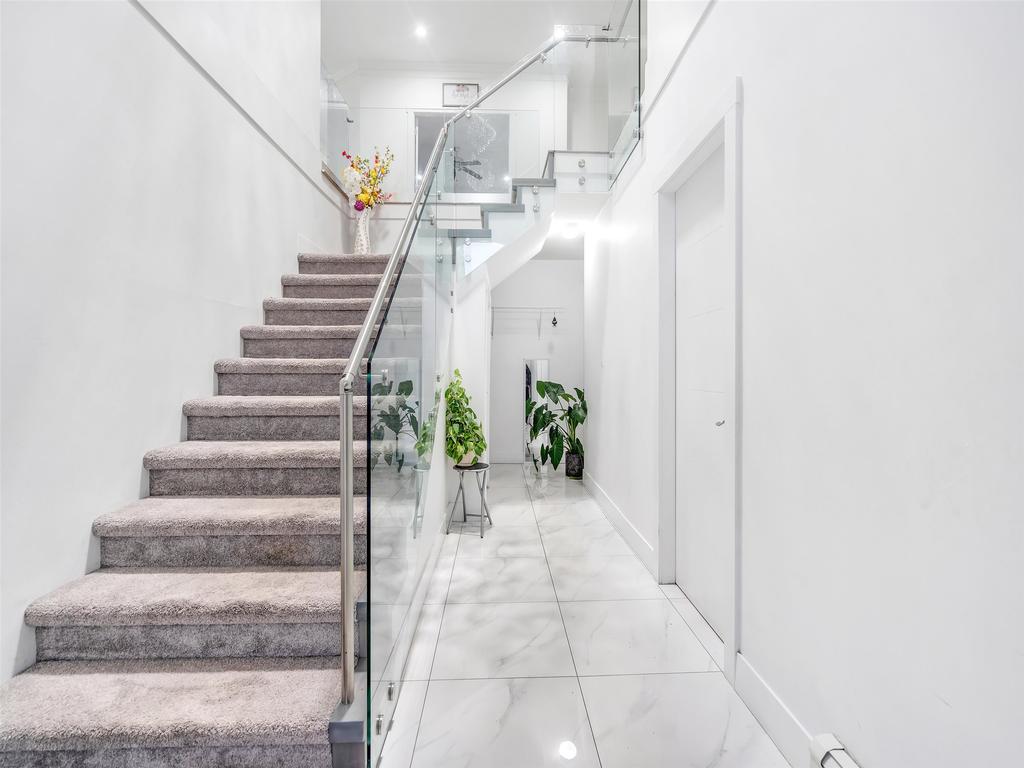 Listing Image for R3089827