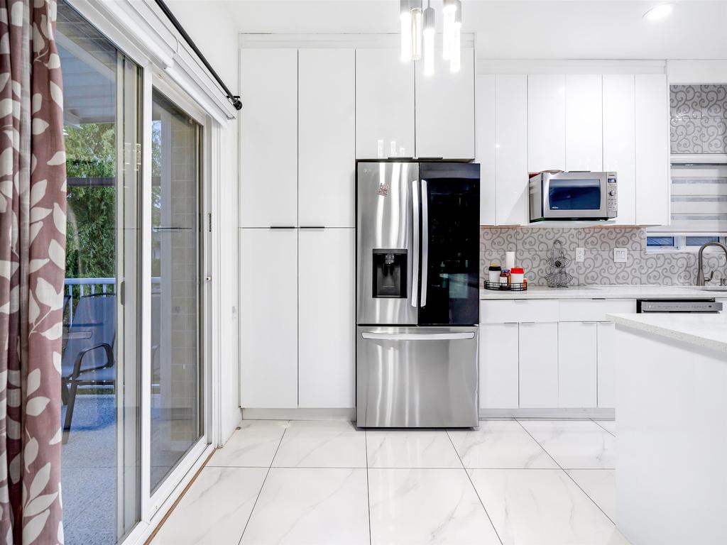 Listing Image for R3089827