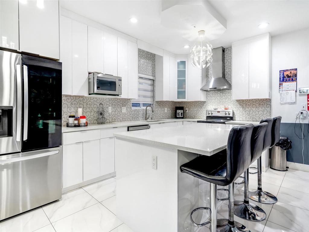 Listing Image for R3089827