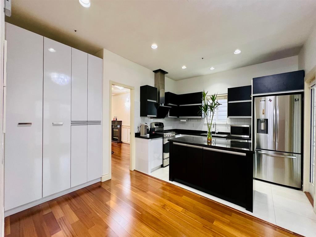 Listing Image for R3089899