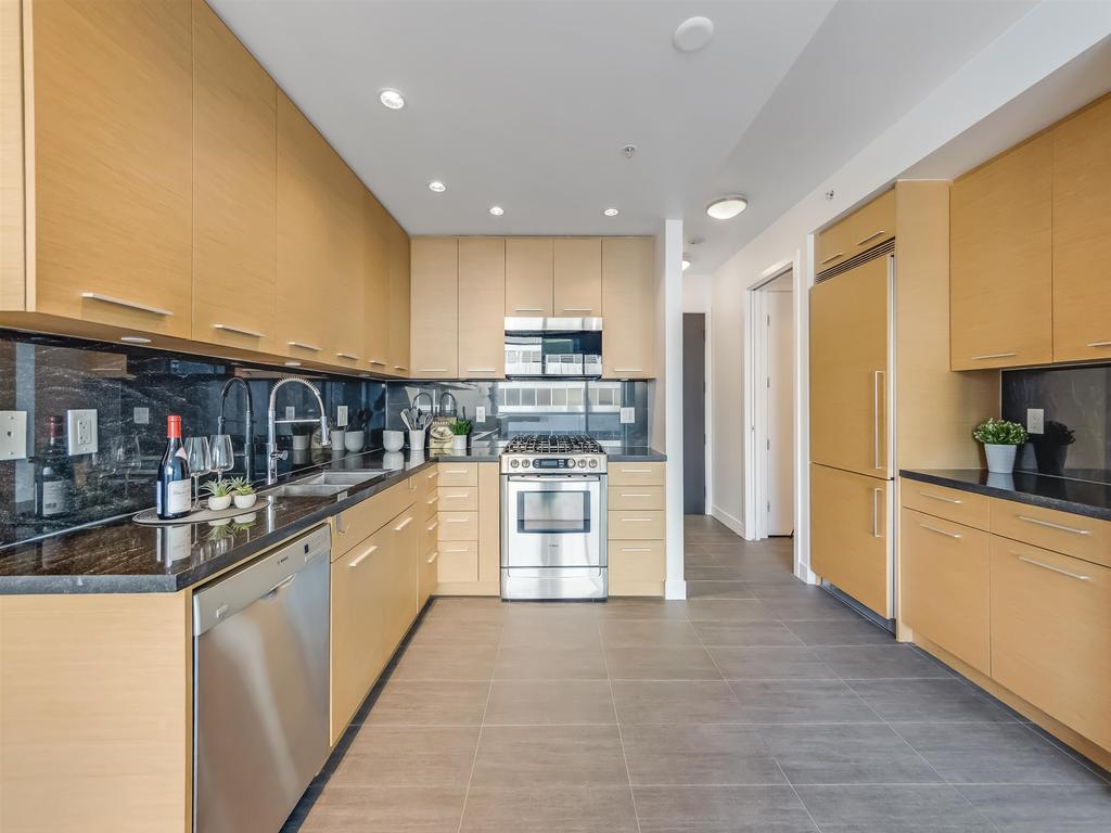 Listing Image for R3089921