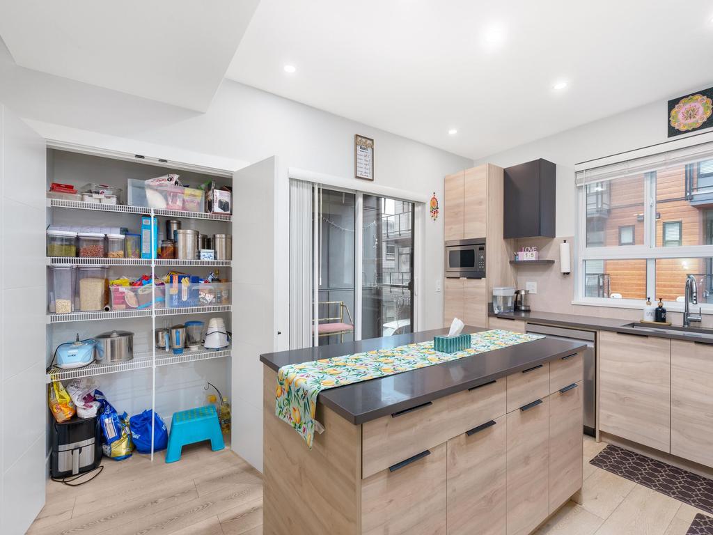 Listing Image for R3089960