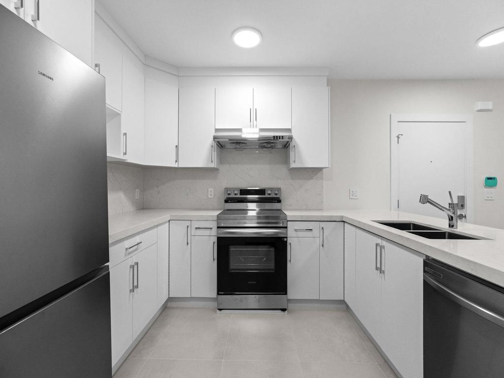 Listing Image for R3089965