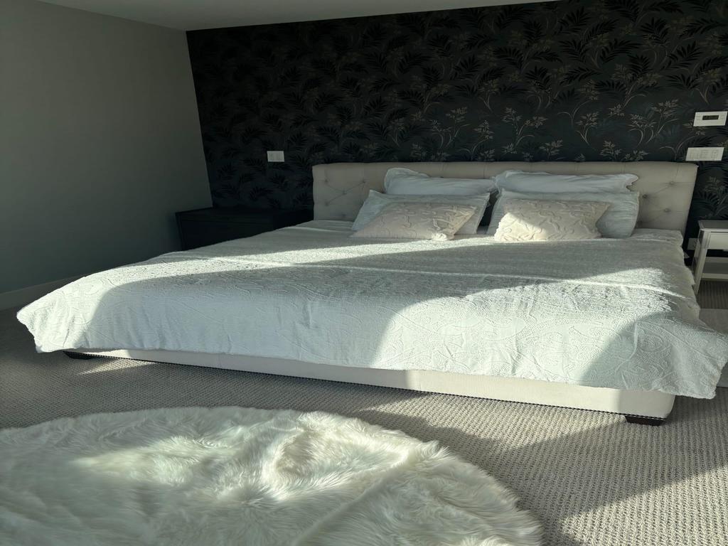 Listing Image for R3090004