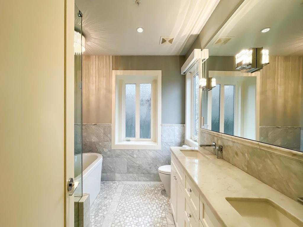 Listing Image for R3090004