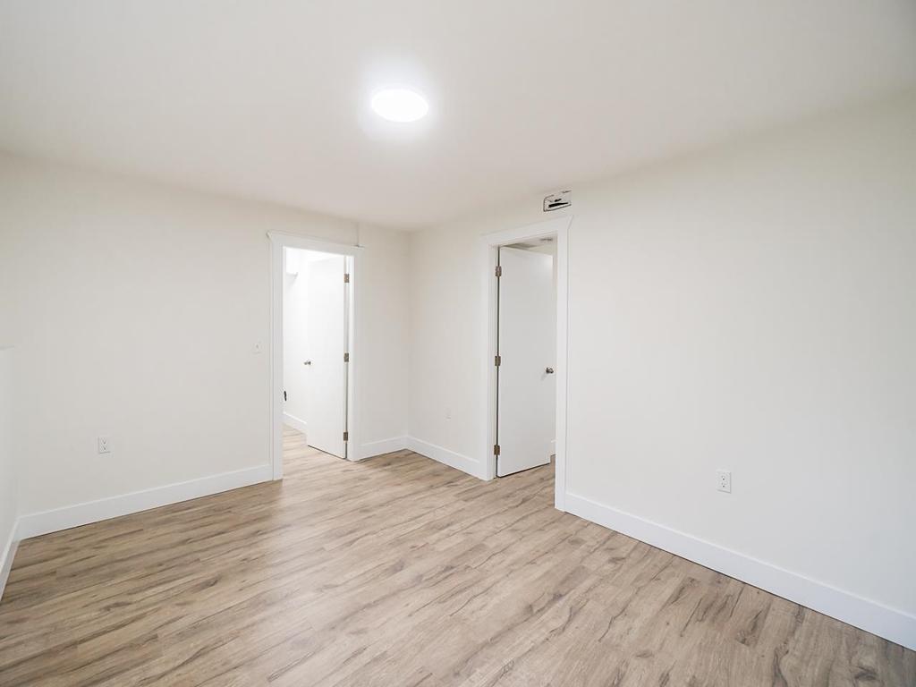 Listing Image for R3090013