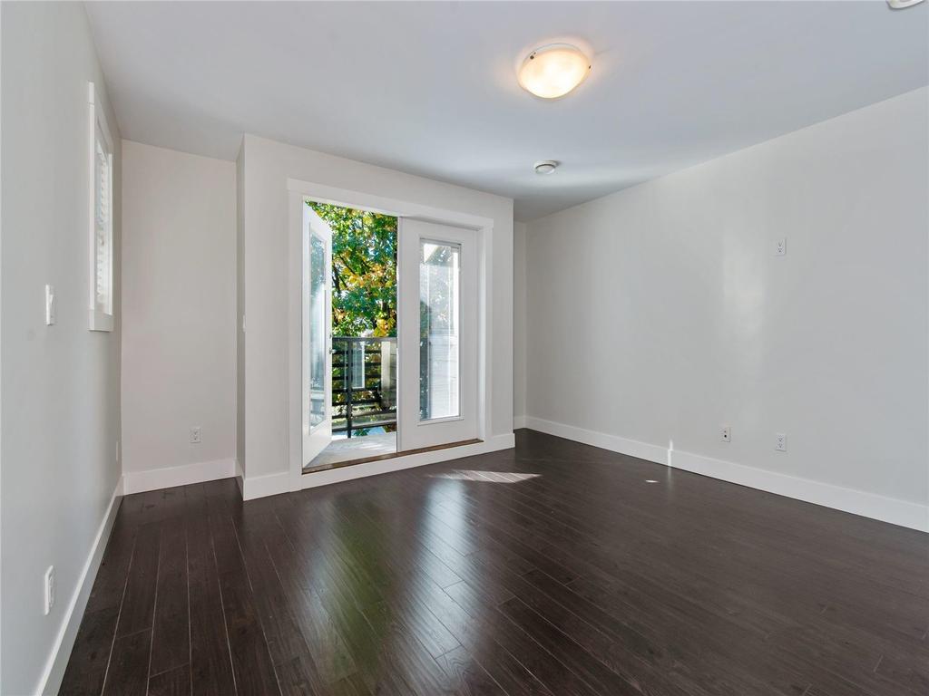 Listing Image for R3090027