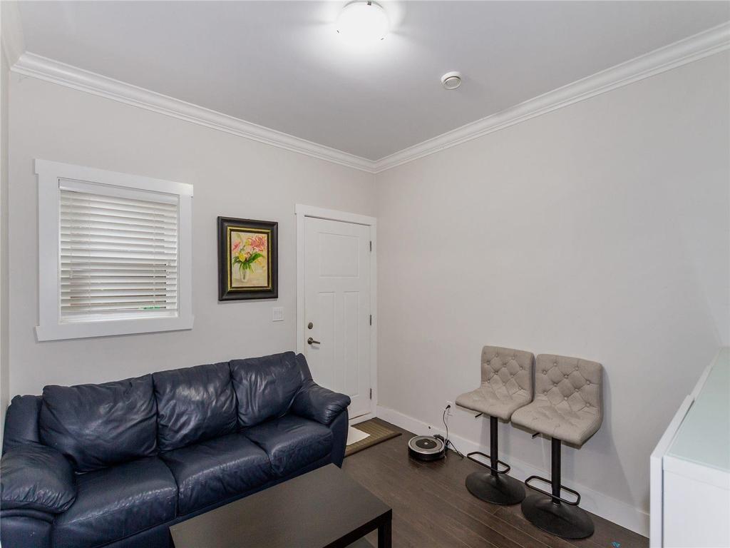 Listing Image for R3090029