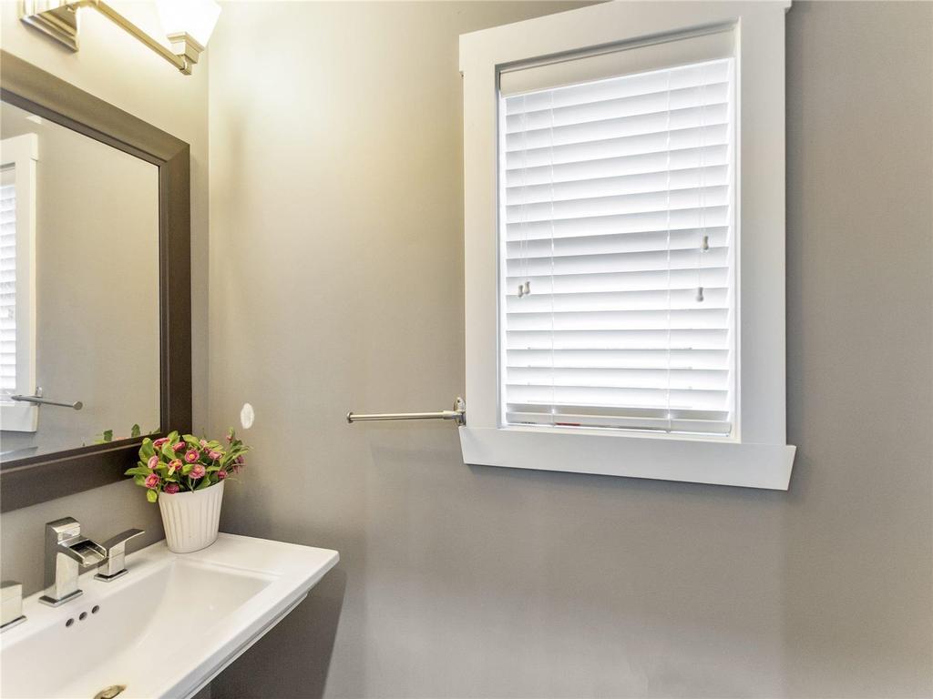 Listing Image for R3090029