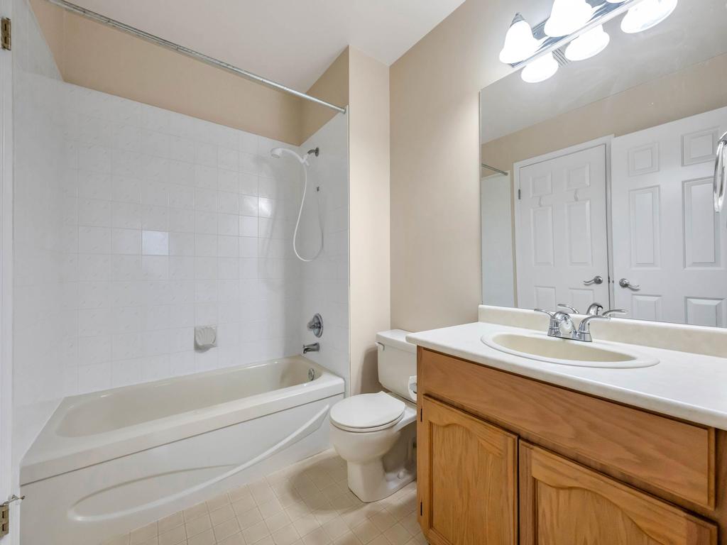 Listing Image for R3090032