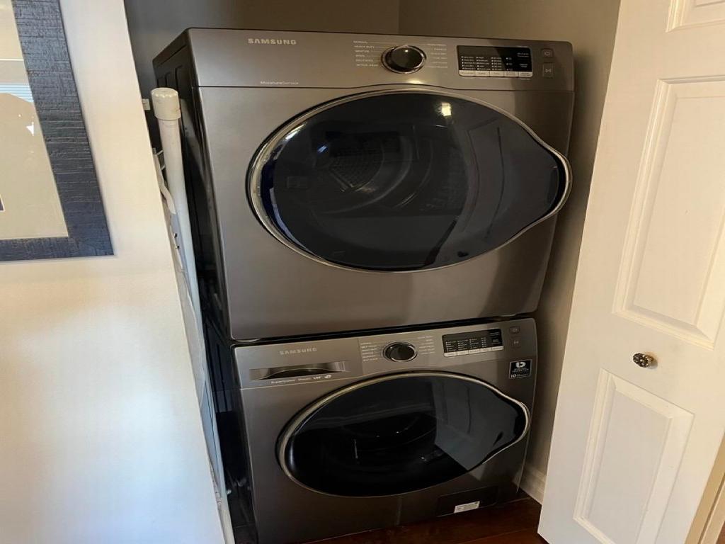 Listing Image for R3090054