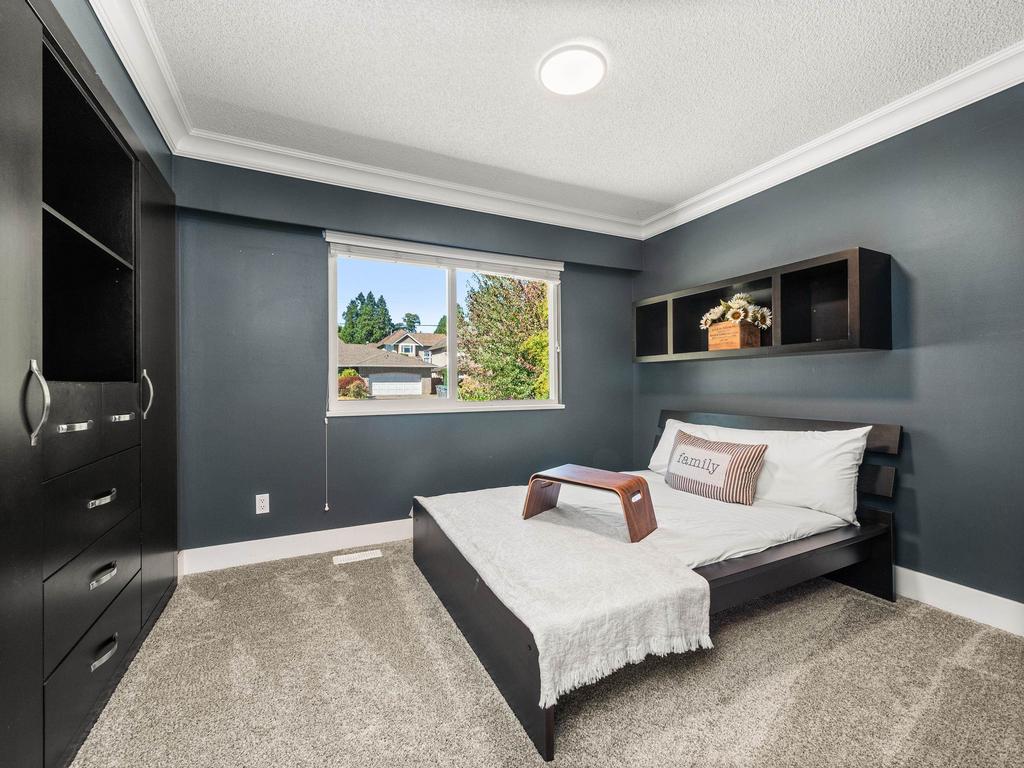 Listing Image for R3090060