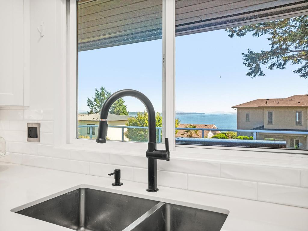 Listing Image for R3090060