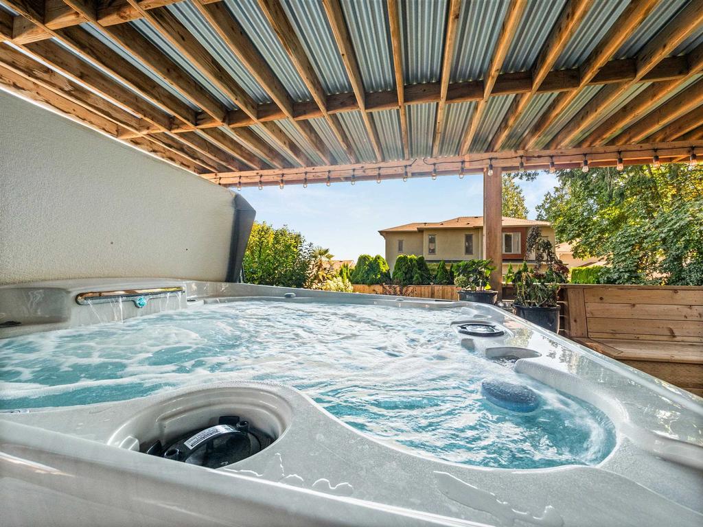 Listing Image for R3090060