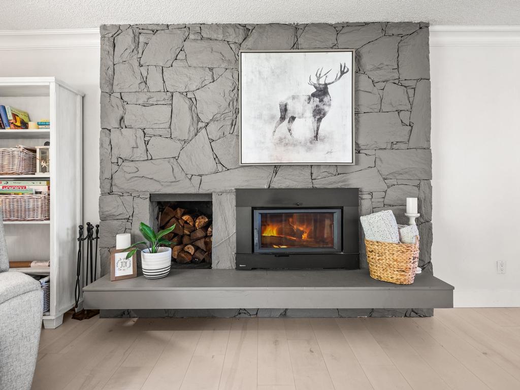 Listing Image for R3090060