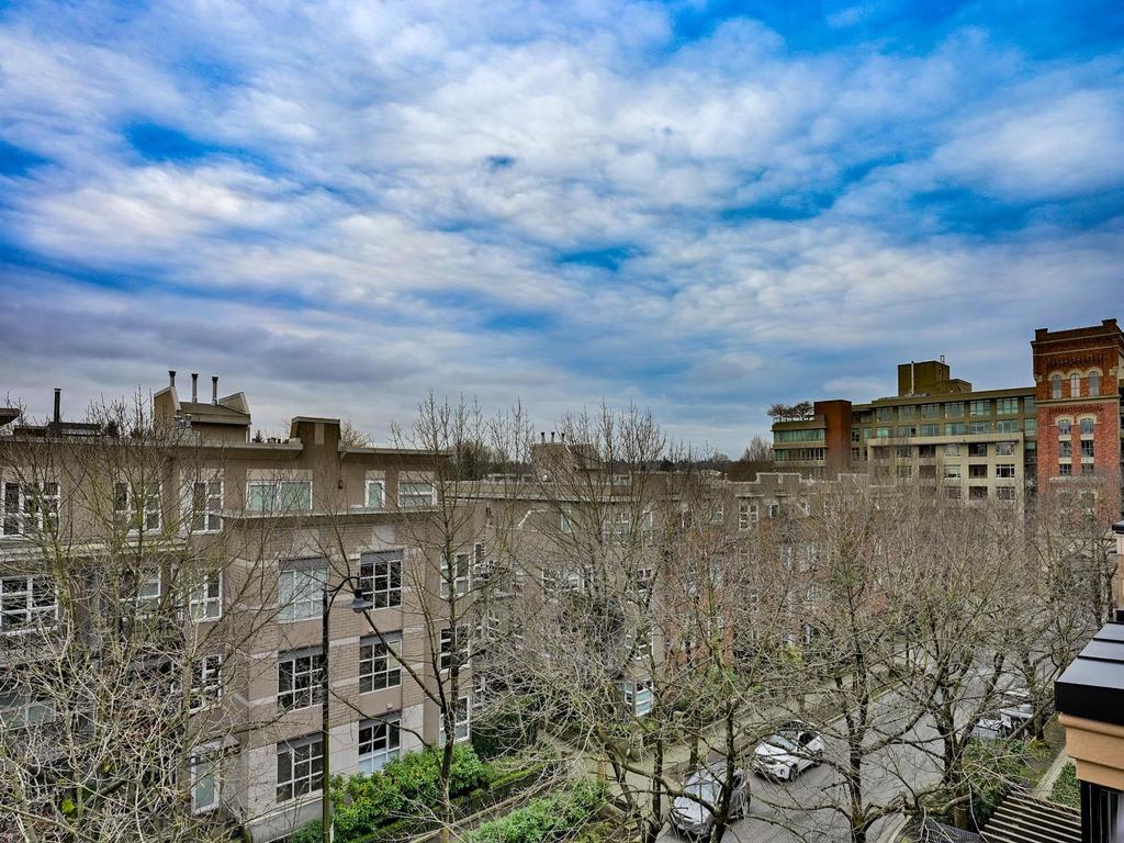 Listing Image for R3090063