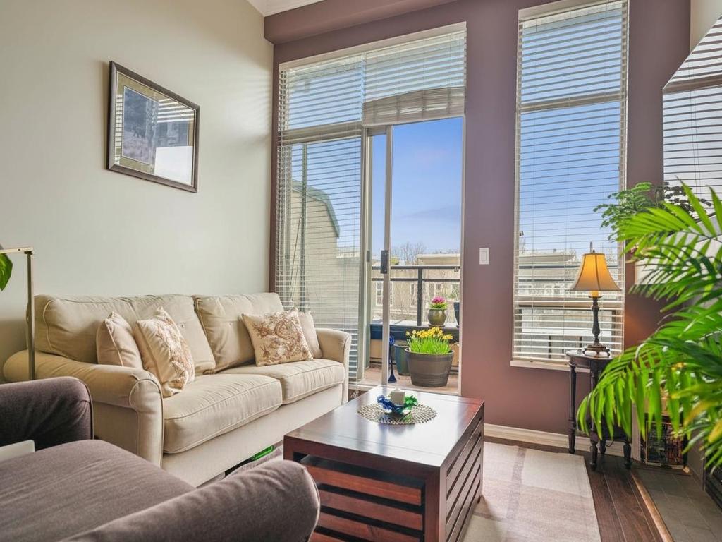 Listing Image for R3090063