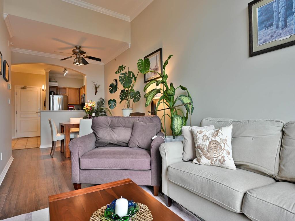 Listing Image for R3090063