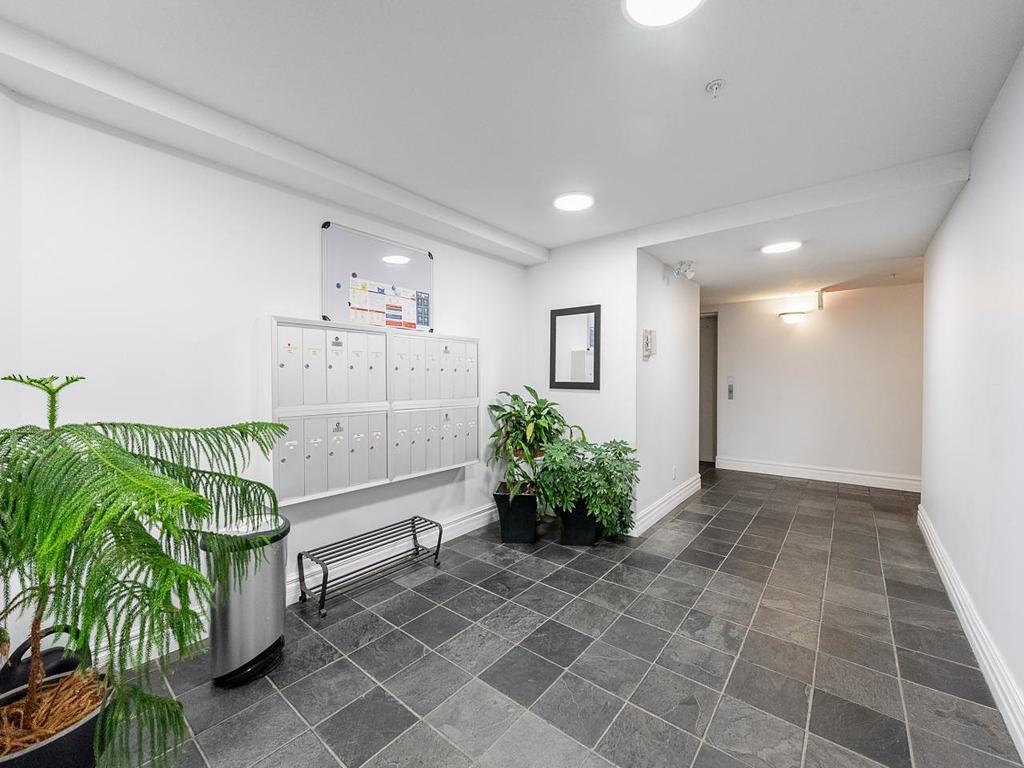 Listing Image for R3090067