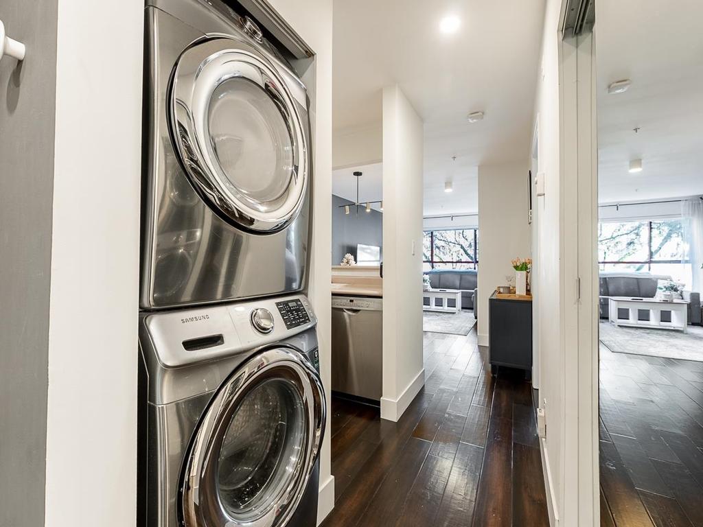 Listing Image for R3090067