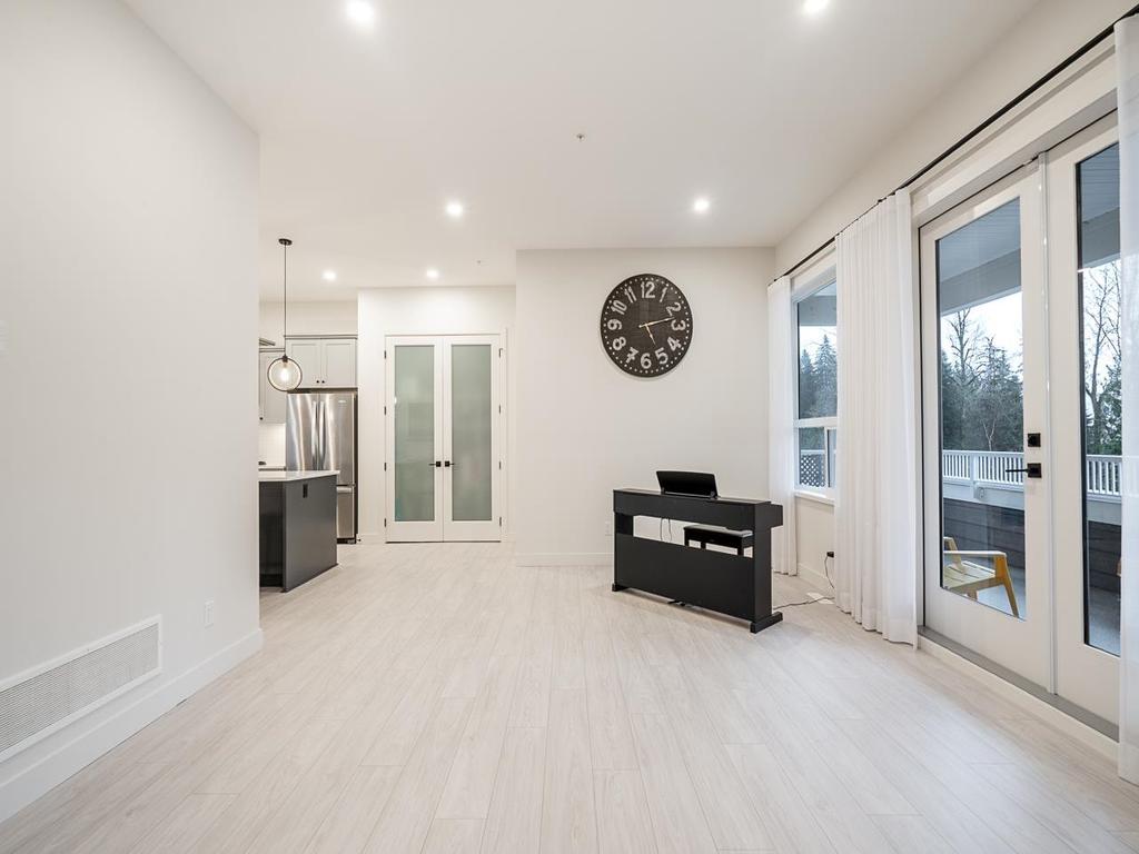 Listing Image for R3090071