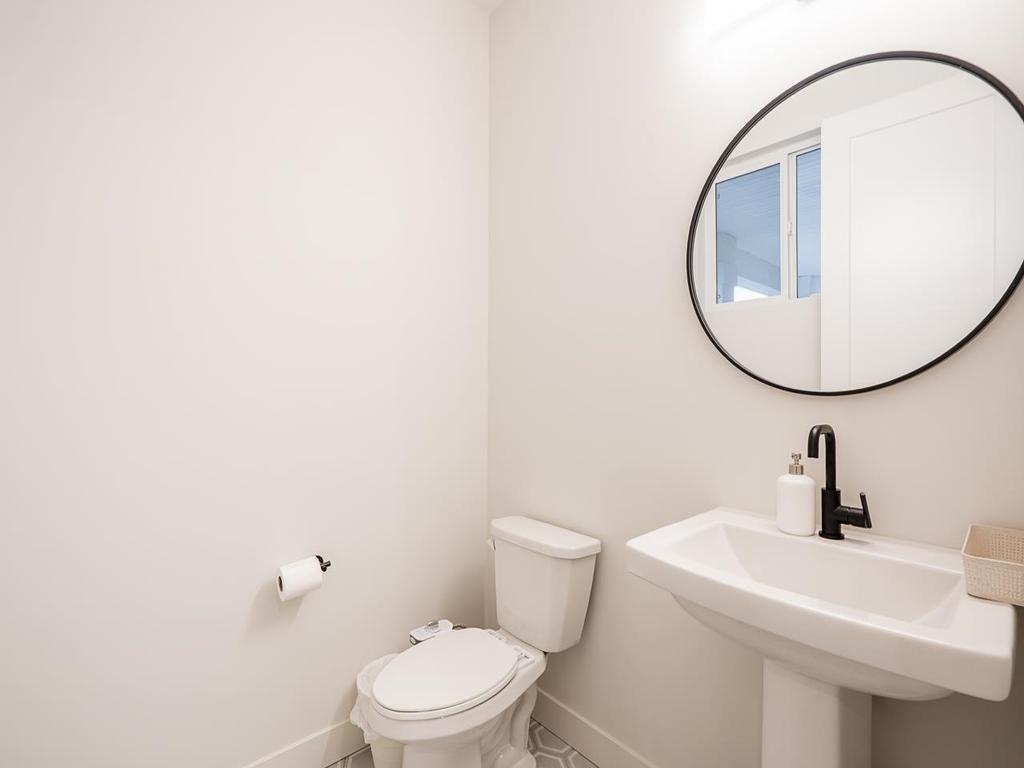 Listing Image for R3090071